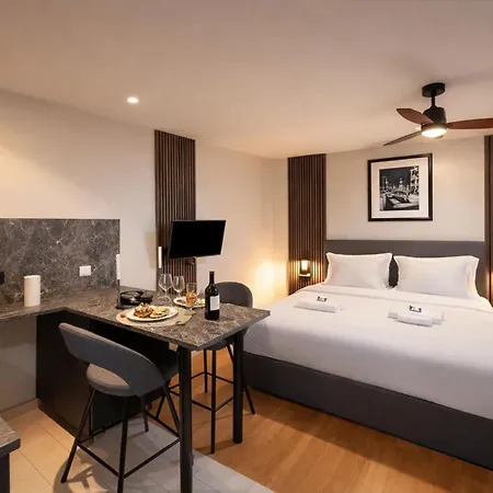 Montparnasse Apartment