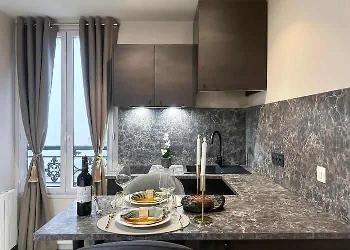 Montparnasse Apartmán *